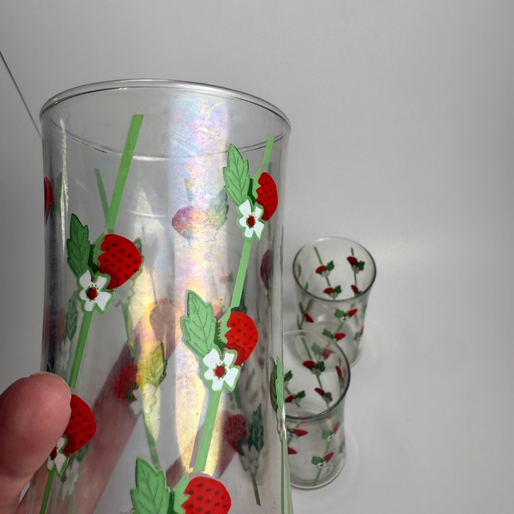 Vintage Greg Flowers Strawberry Vine Glass Tumblers Retro Set of 5 Red Green - Picture 2 of 10
